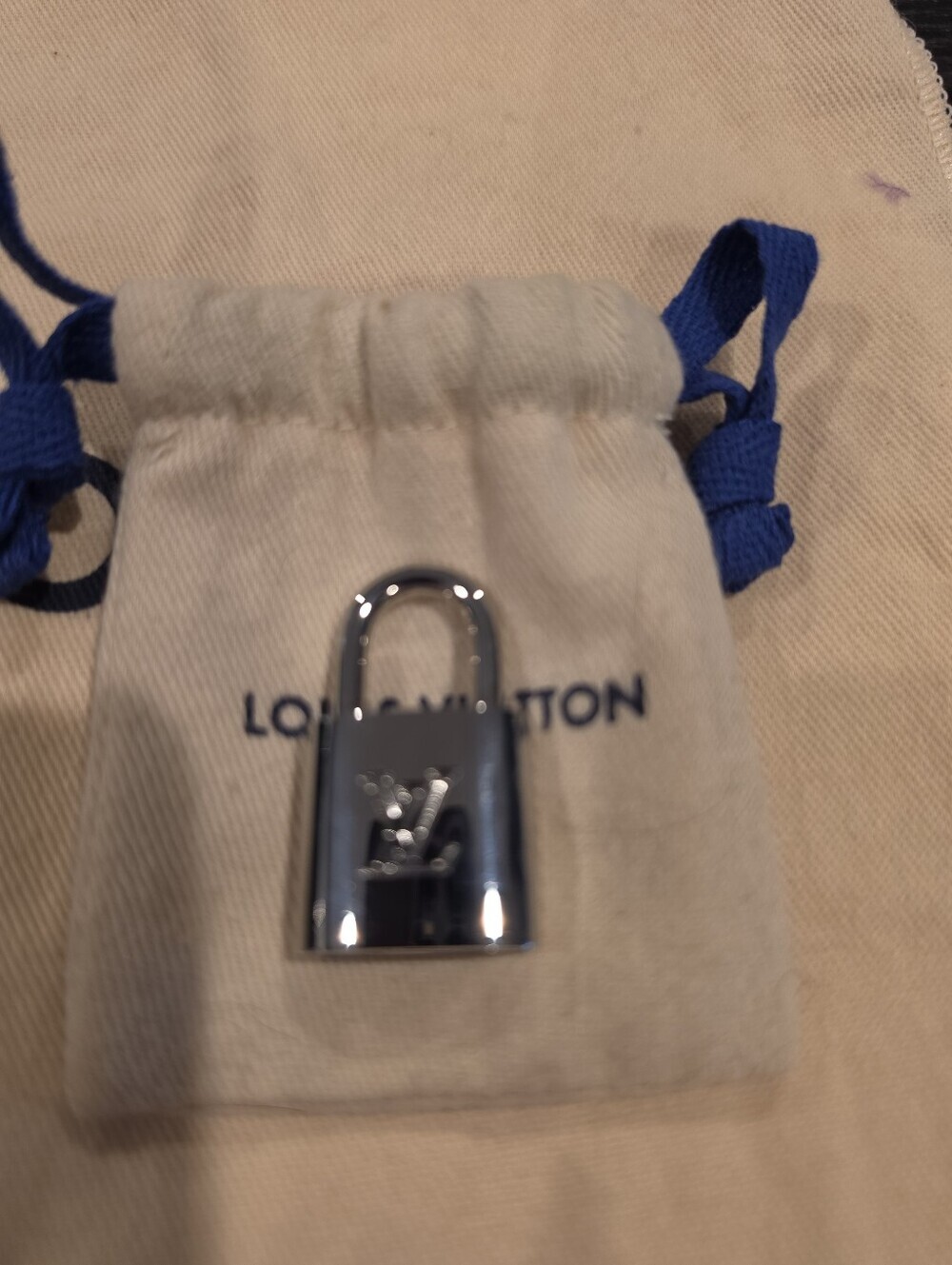 Louis Vuitton Calfskin Debossed Monogram Alma BB - Picture 9 of 12